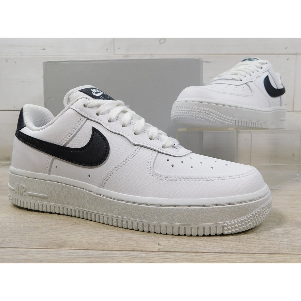 Nike Air Force 1 07 Womens Size 7 White Black Low DD8959-103 AF1 Sneakers Shoes